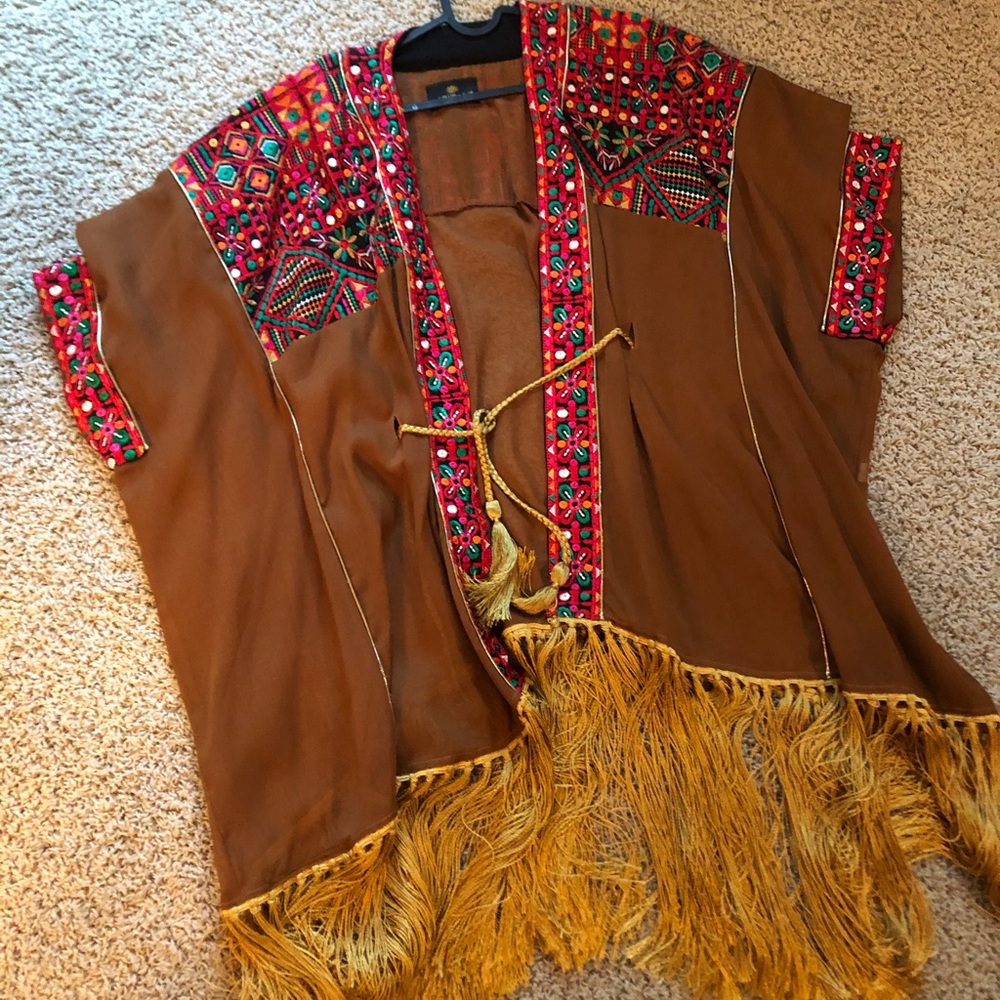 Embroidered Fringe kimono